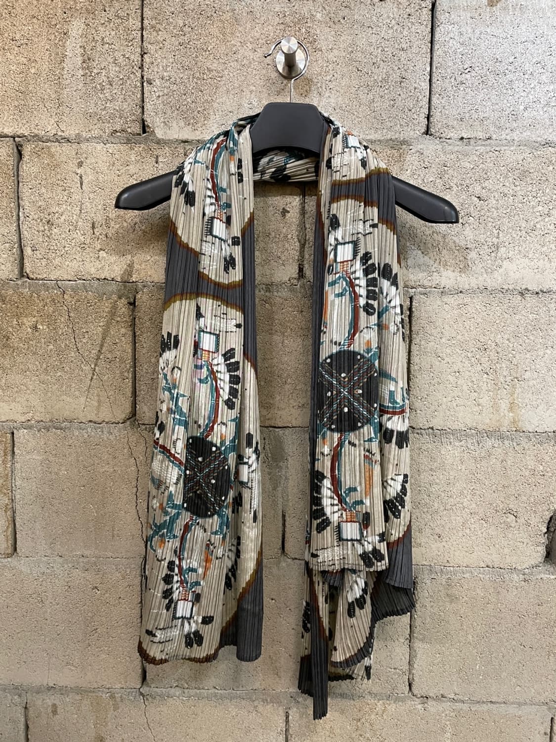 이세이 미야케 플리츠 플리즈 스카프 상품이미지1