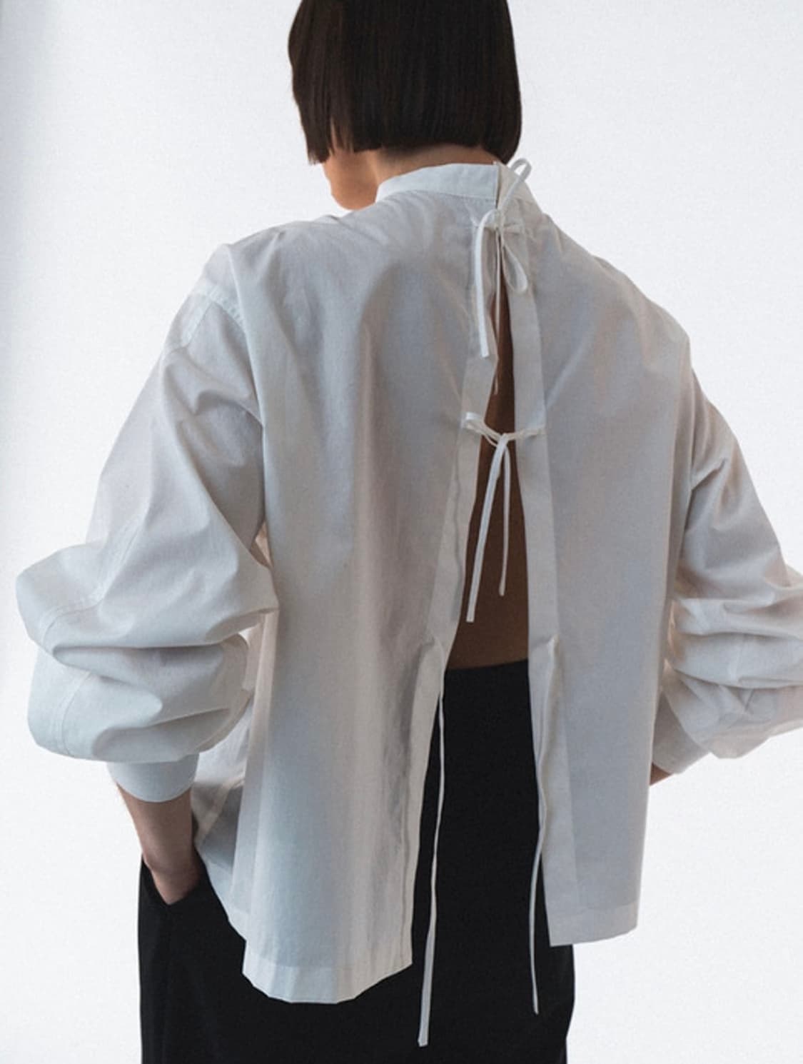 아모멘토 AMOMENTO 오픈 블라우스 상품이미지2