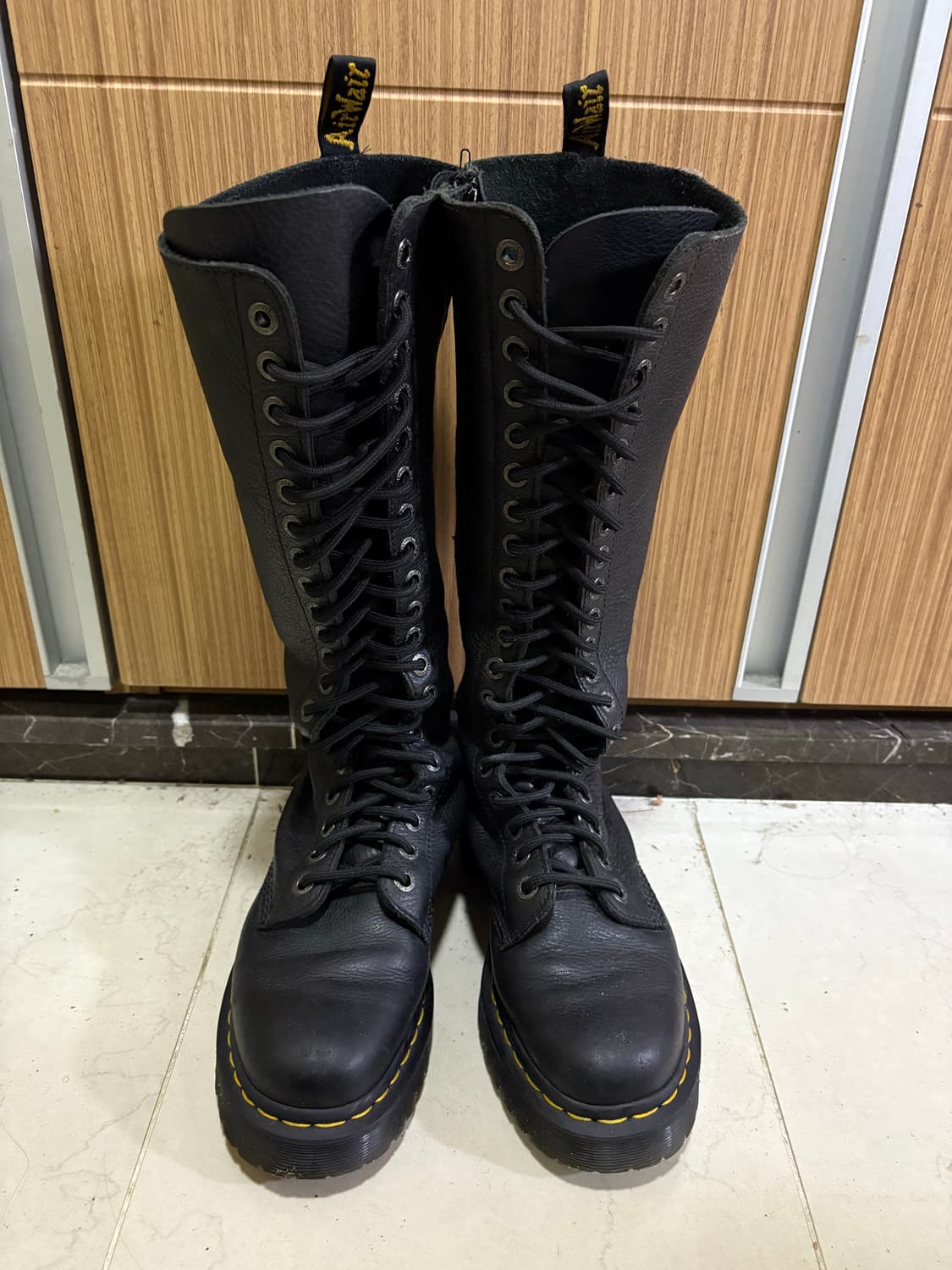 닥터마틴 1B60 벡스 롱부츠 UK6 (250) 20홀 상품이미지3