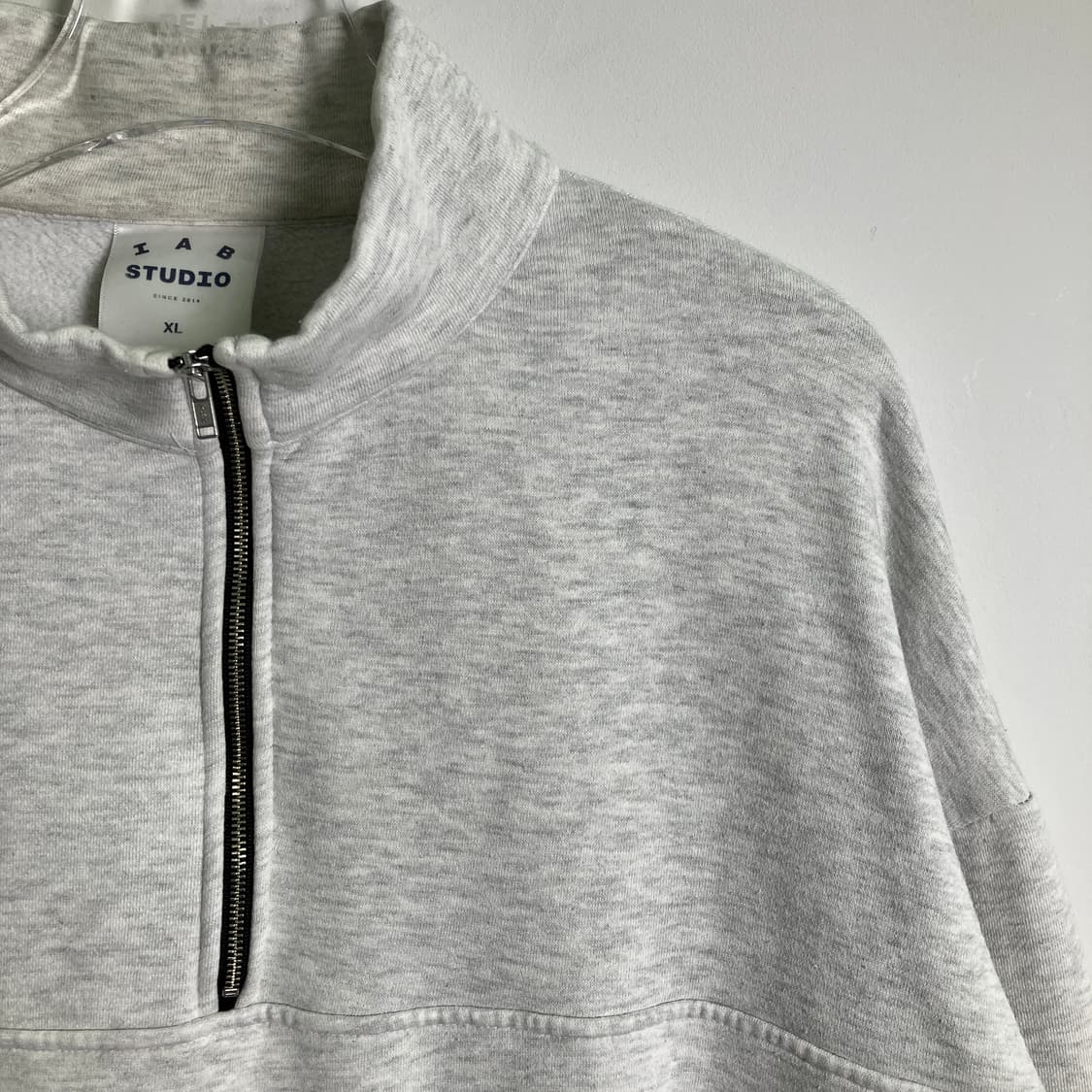 아이앱 스튜디오 라이트 그레이 하프 집 풀오버 XL 상품이미지4