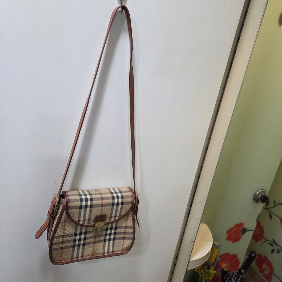 버버리 노바체크 크로스백 상품이미지2