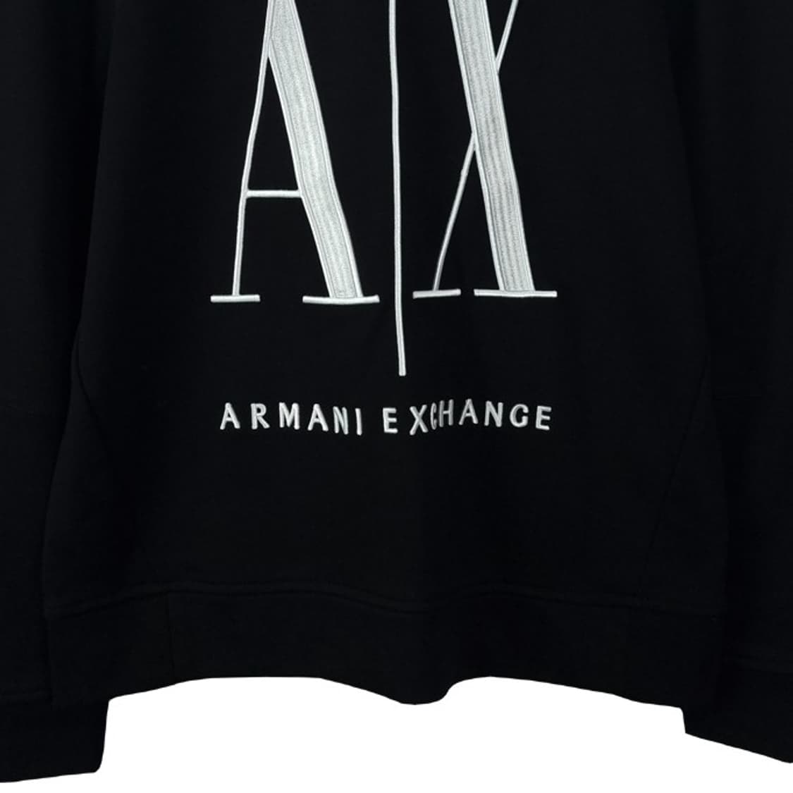 [아르마니] 빅로고 자수 오버핏 맨투맨 블랙 P01605 상품이미지5