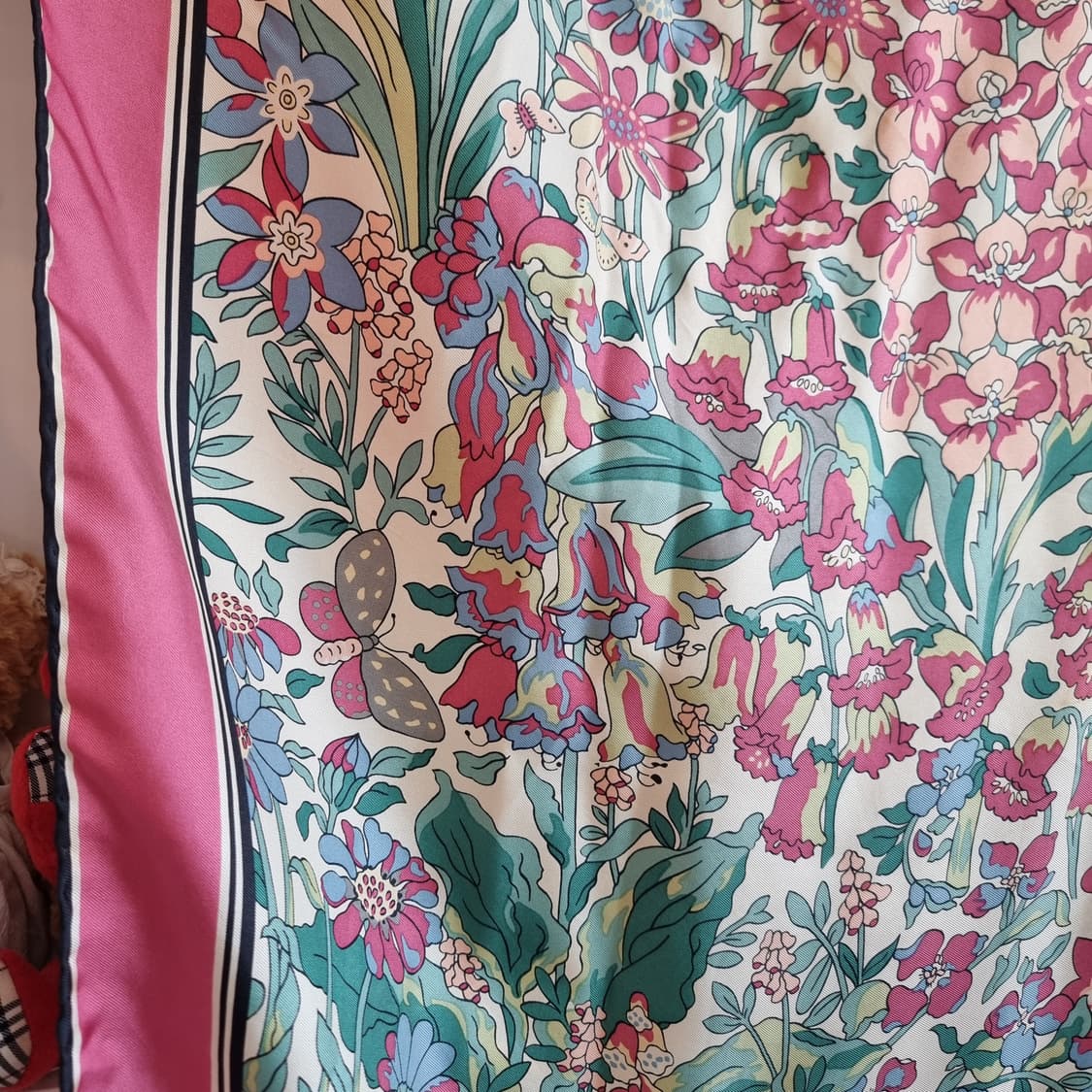 LIBERTY of London(리버티 오브 런던) 올실크 스카프 상품이미지2