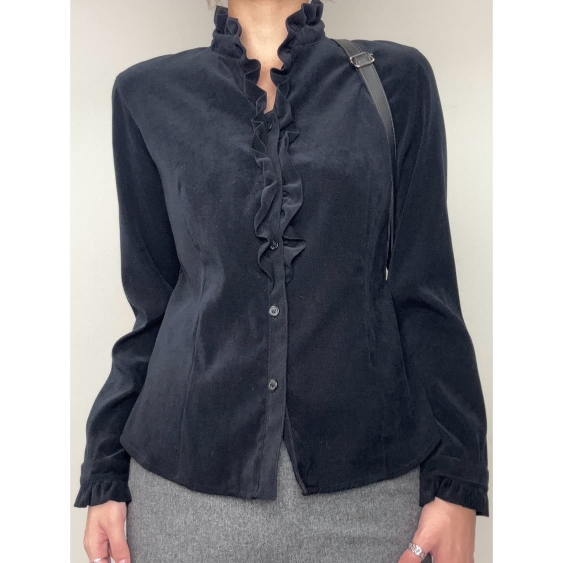 빈티지 벨벳 프릴 셔츠 상품이미지1