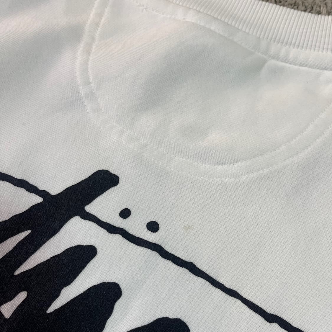 STÜSSY 스투시 에잇볼 빅로고 맨투맨 상품이미지10