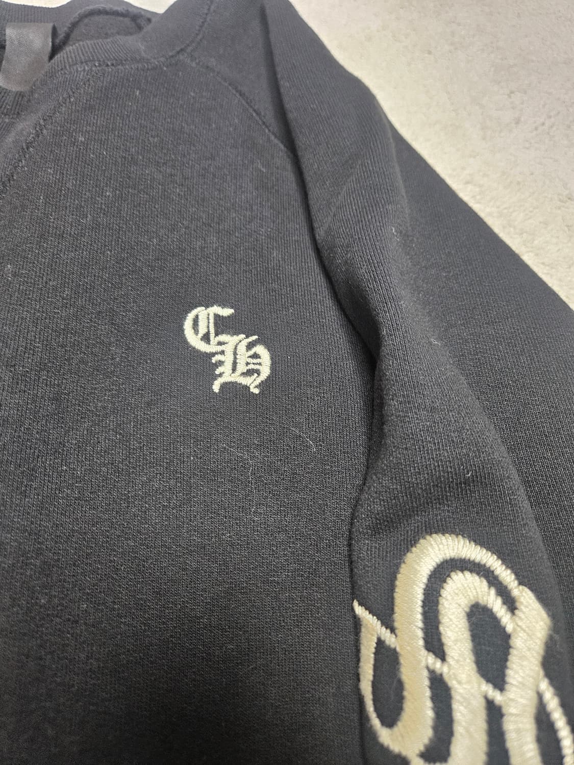 [L] 크롬하츠 VIC 자수 크루넥 상품이미지4