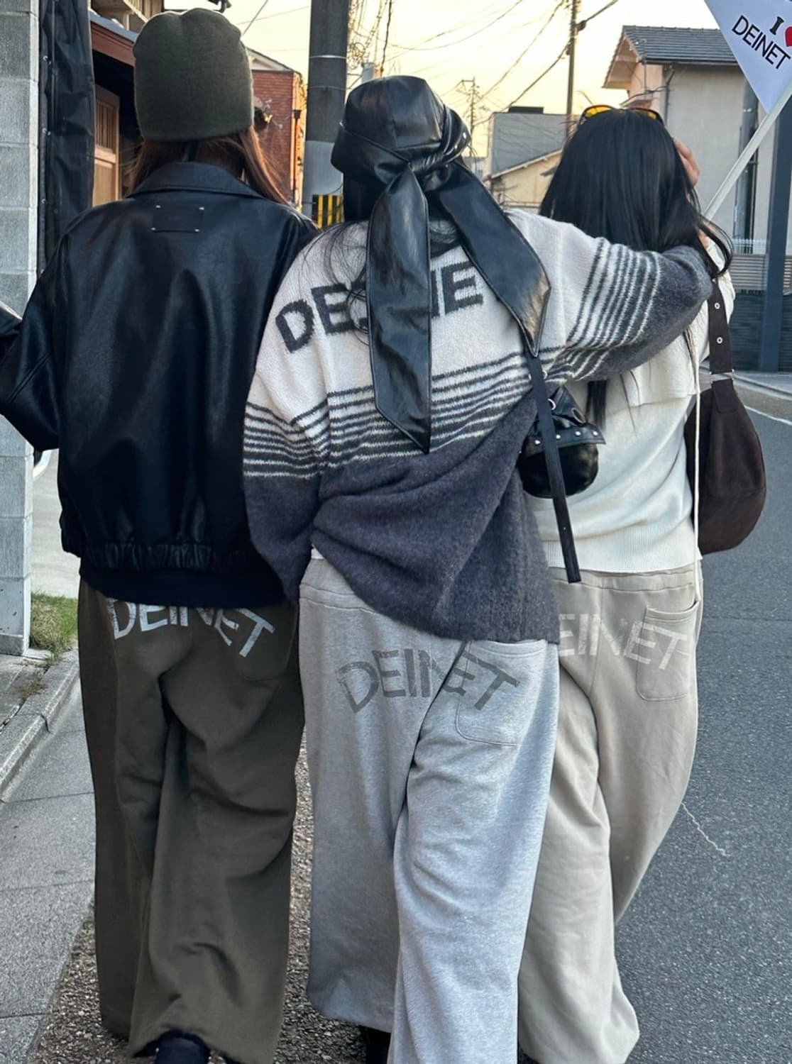 다이닛 백 로고 스웻 팬츠 베이지 (택달린 제품) 상품이미지5