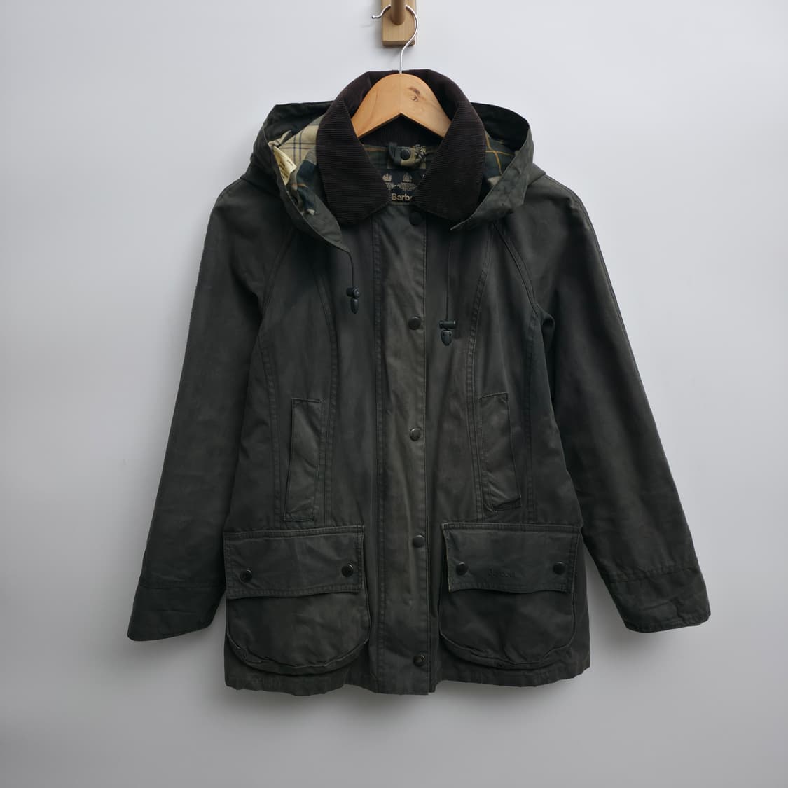 [34,S] 바버 비드넬 후드 왁스 자켓 상품이미지1