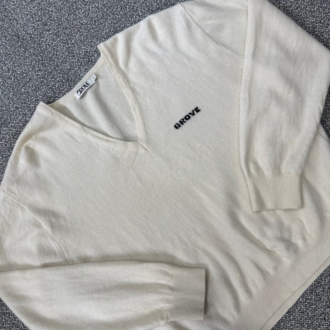 그로브 마일즈 브이넥 니트 상품이미지2