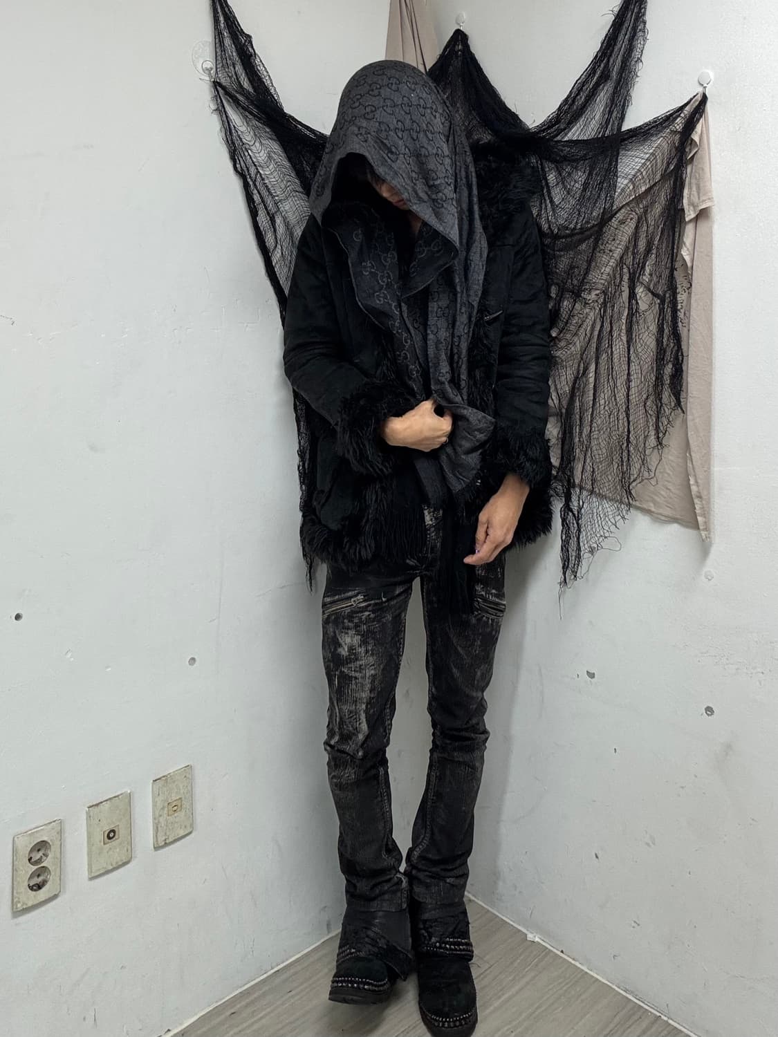 [EGOIST JAPAN] VKEI mood Black Fur Hoodi 상품이미지4