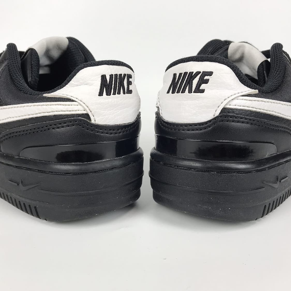 나이키 감마 포스 블랙 스니커즈 운동화 여성235 상품이미지7