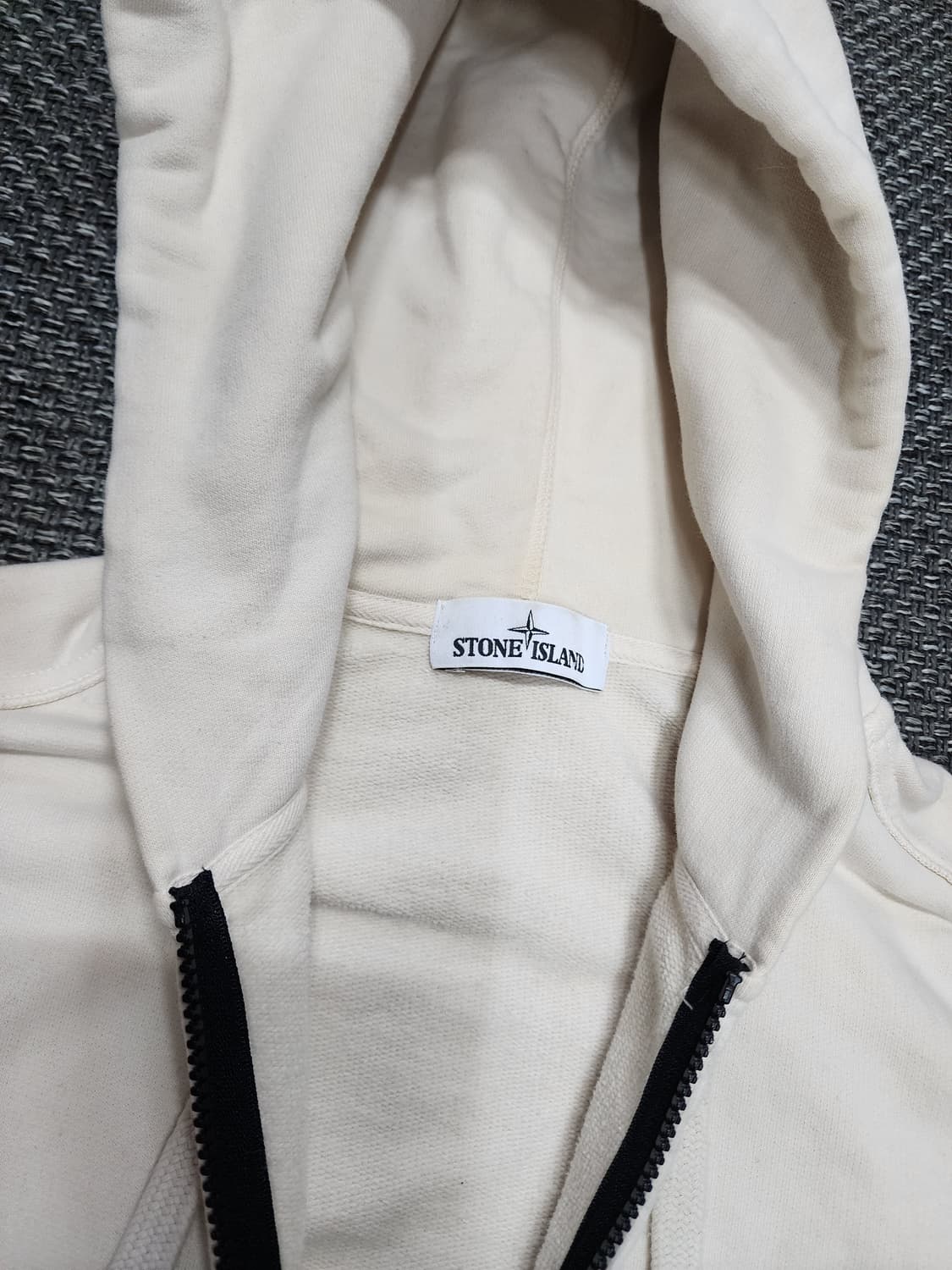 스톤아일랜드 와펜 패치 후드 풀 집 L사이즈 상품이미지8