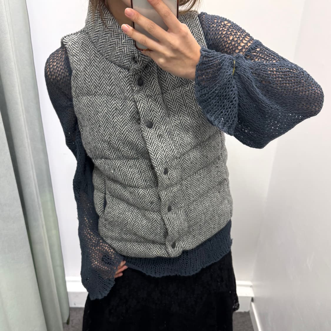 갭 그레이 모혼방 체크 패딩베스트 상품이미지3