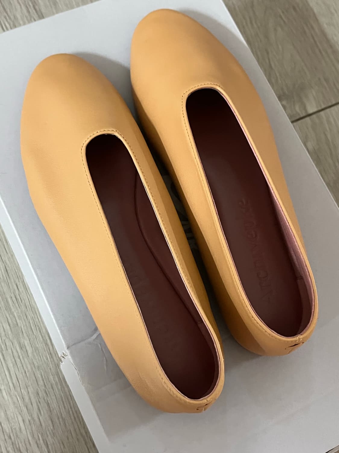 아카이브앱크 플랫 슈즈 상품이미지1