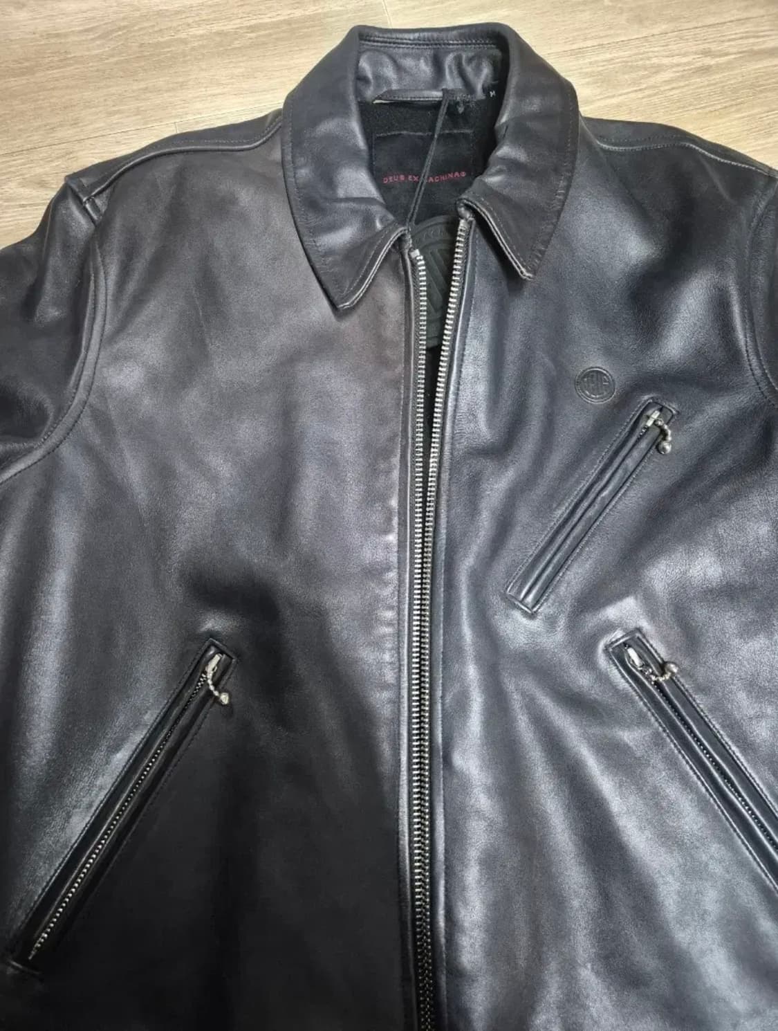 데우스 가죽자켓 판매합니다! (새상품) 약간 색바램 상품이미지6