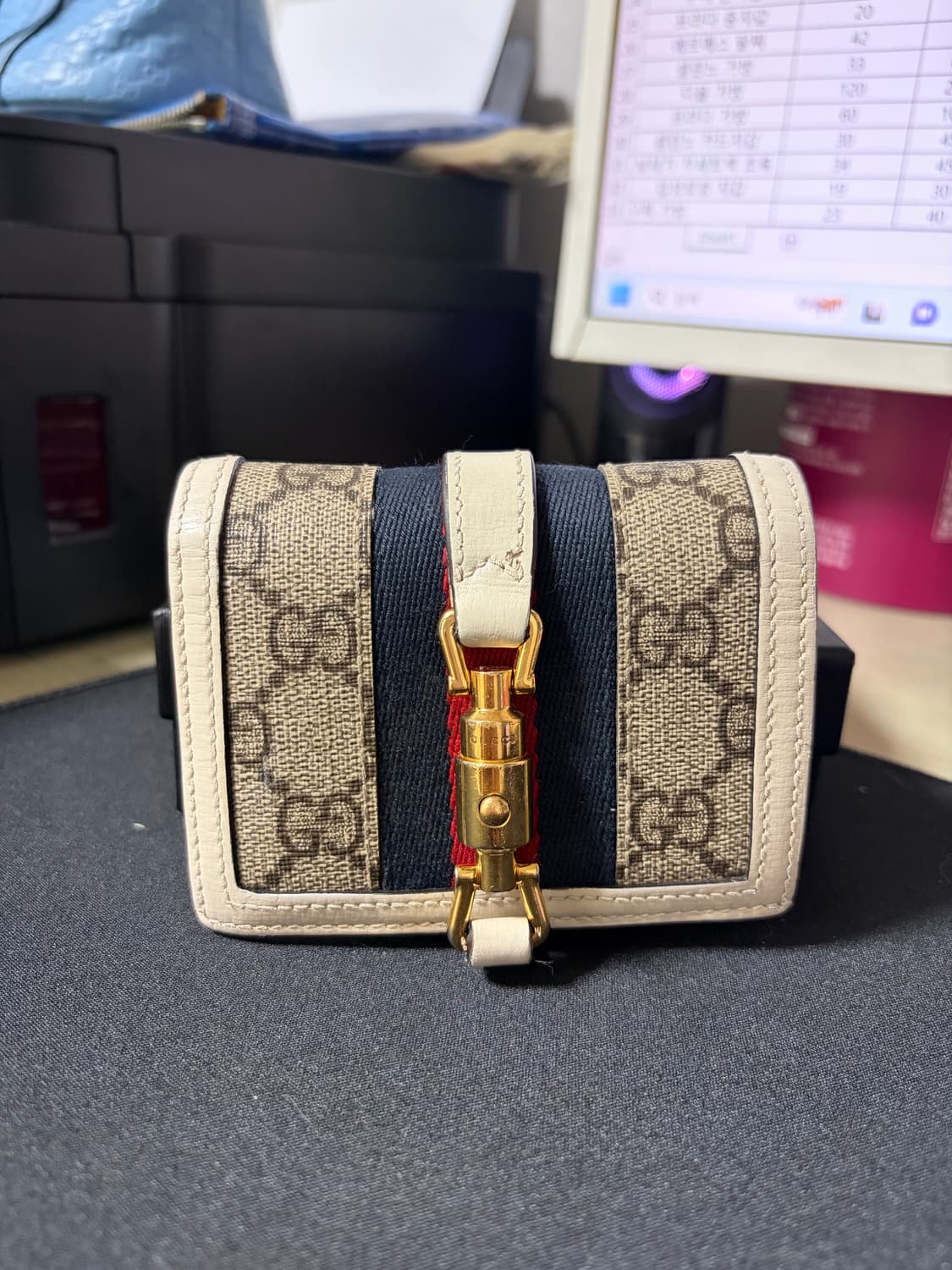 구찌 재키 1961 카드 케이스 지갑 화이트 베이지 에보니  상품이미지1