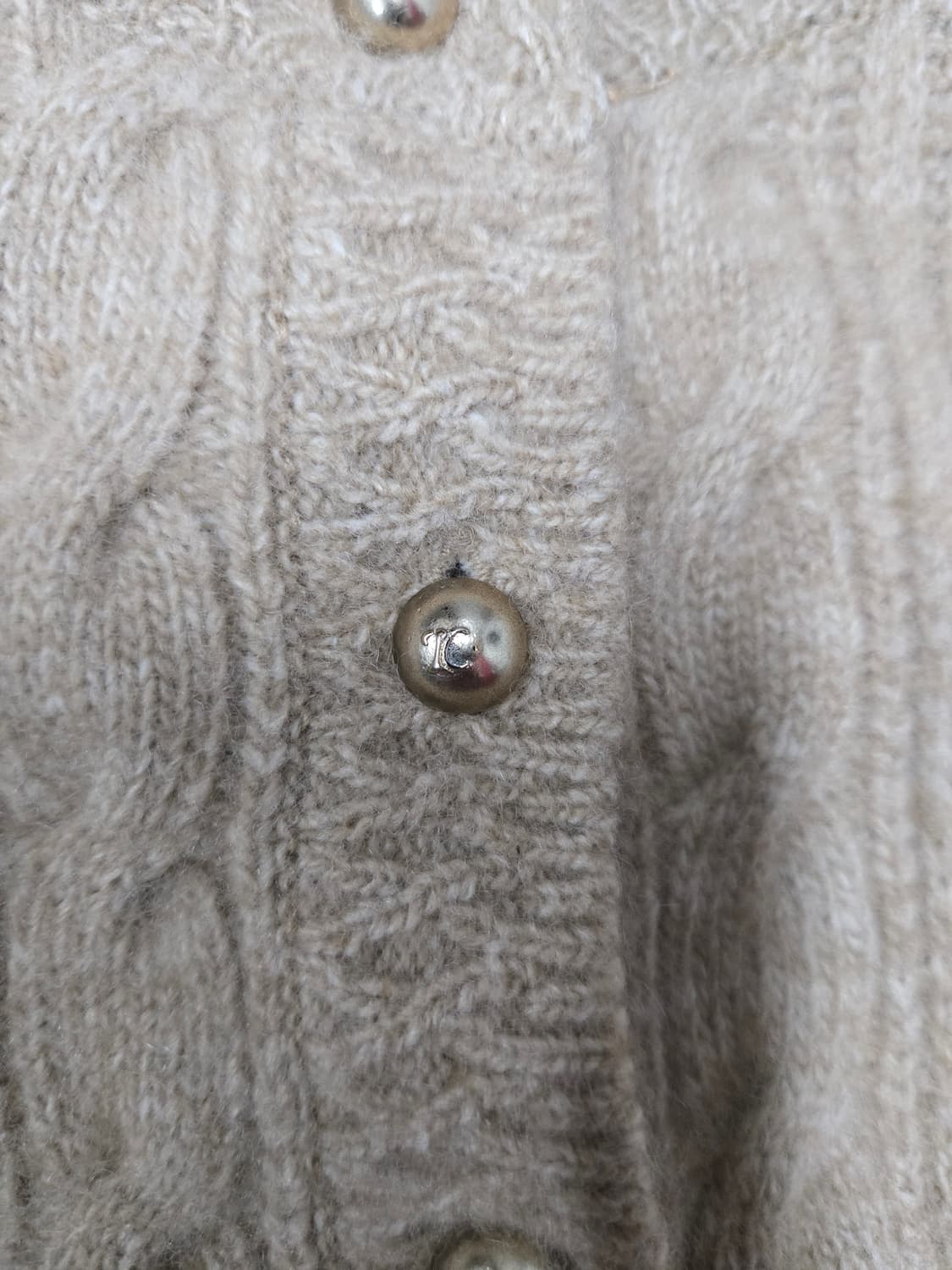 주크 24ss ZOOC 라운드넥 꽈배기 모60%캐시미어5%가디건 상품이미지4