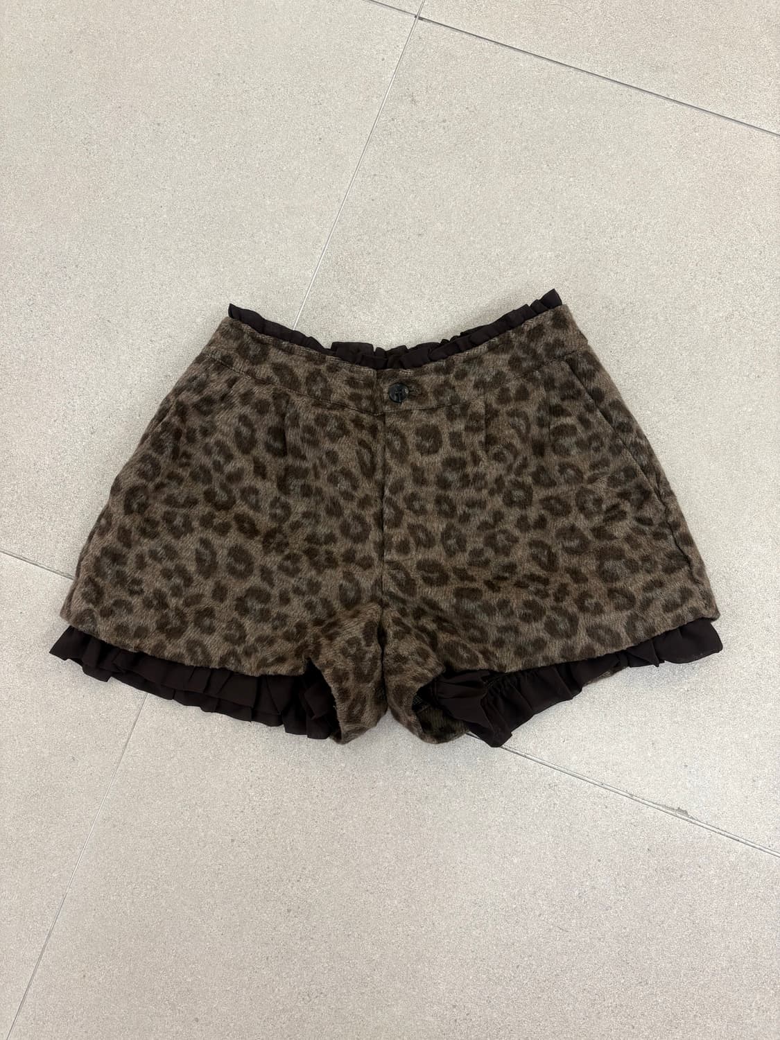 레오파드 프릴 숏츠 상품이미지1