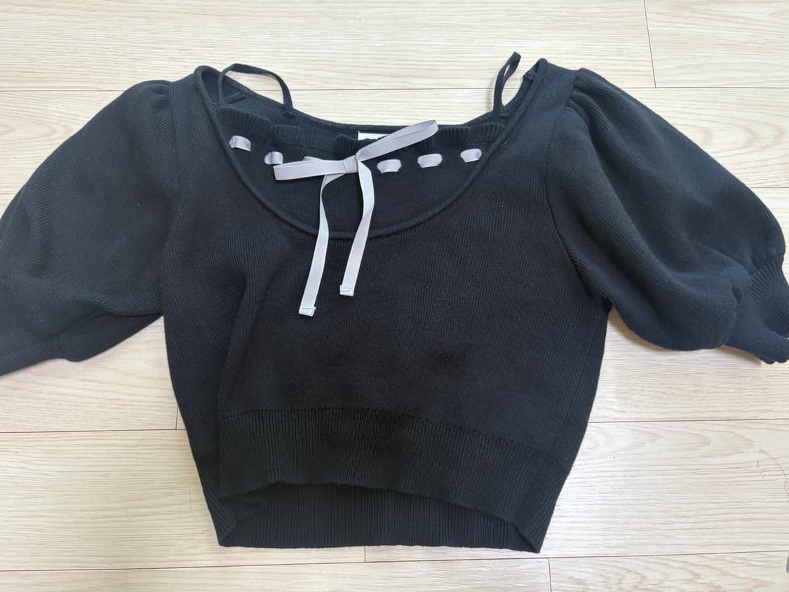 Pium 피움 반팔 니트 상품이미지1