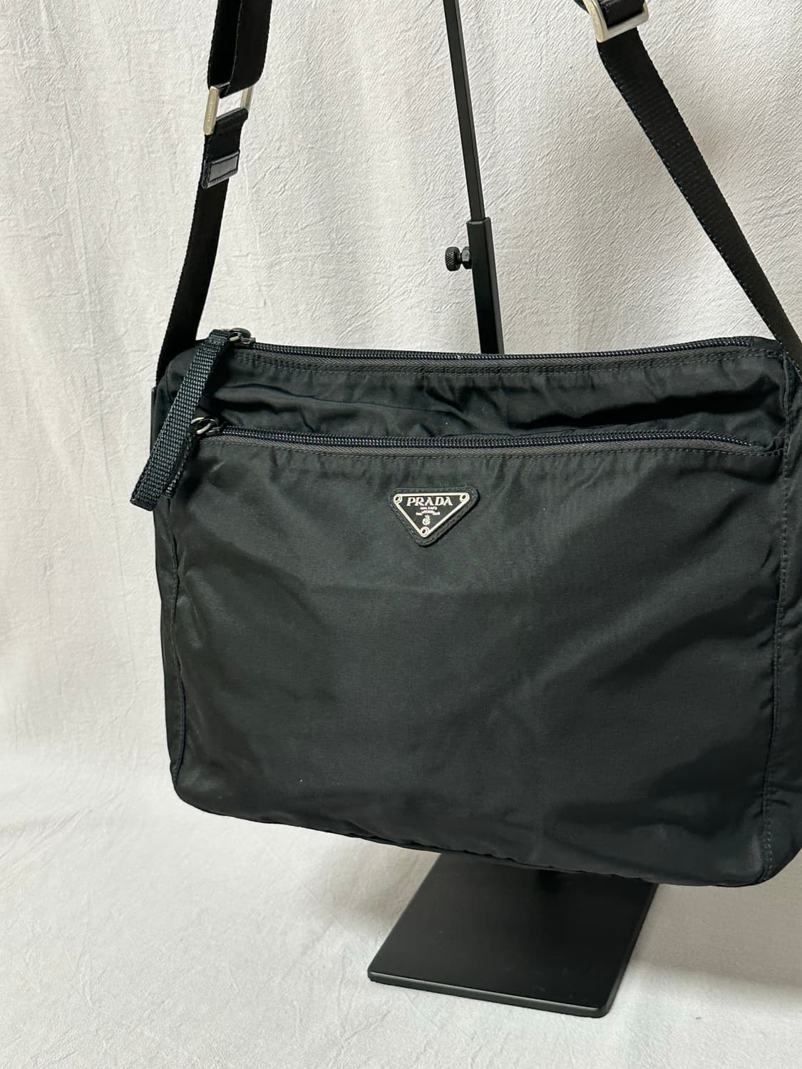 남녀공용 프라다 블랙 포코노 크로스백 나일론 숄더백 상품이미지5