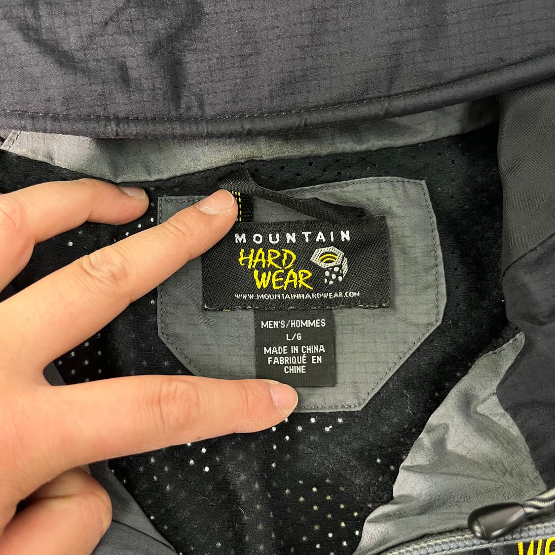 100 마운틴하드웨어 고프코어 바람막이 자켓 상품이미지3