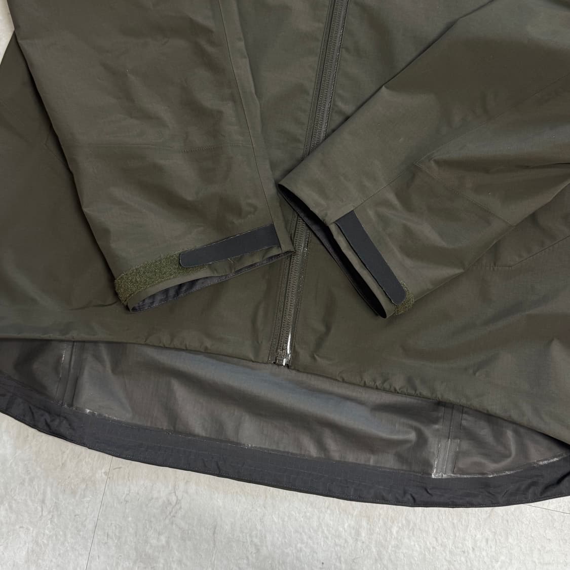 (s) 아크테릭스 제타sl 고어텍스 자켓 드라세나 올리브 상품이미지3