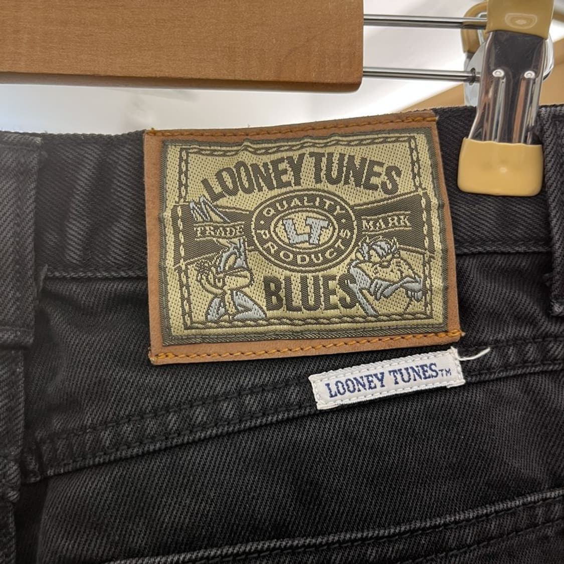 루니툰즈 스트릿 펑크 키치 캐릭터 흑청 데님팬츠 26인치 C10645 상품이미지6