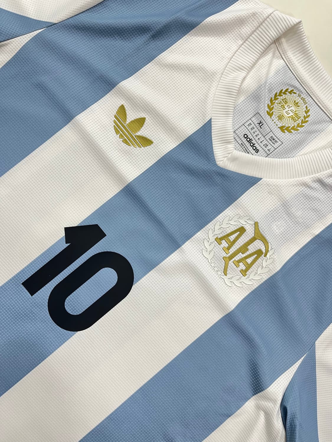 아디다스 2025 아르헨티나 50주년 홈 리오넬 메시 (새제품) 상품이미지4