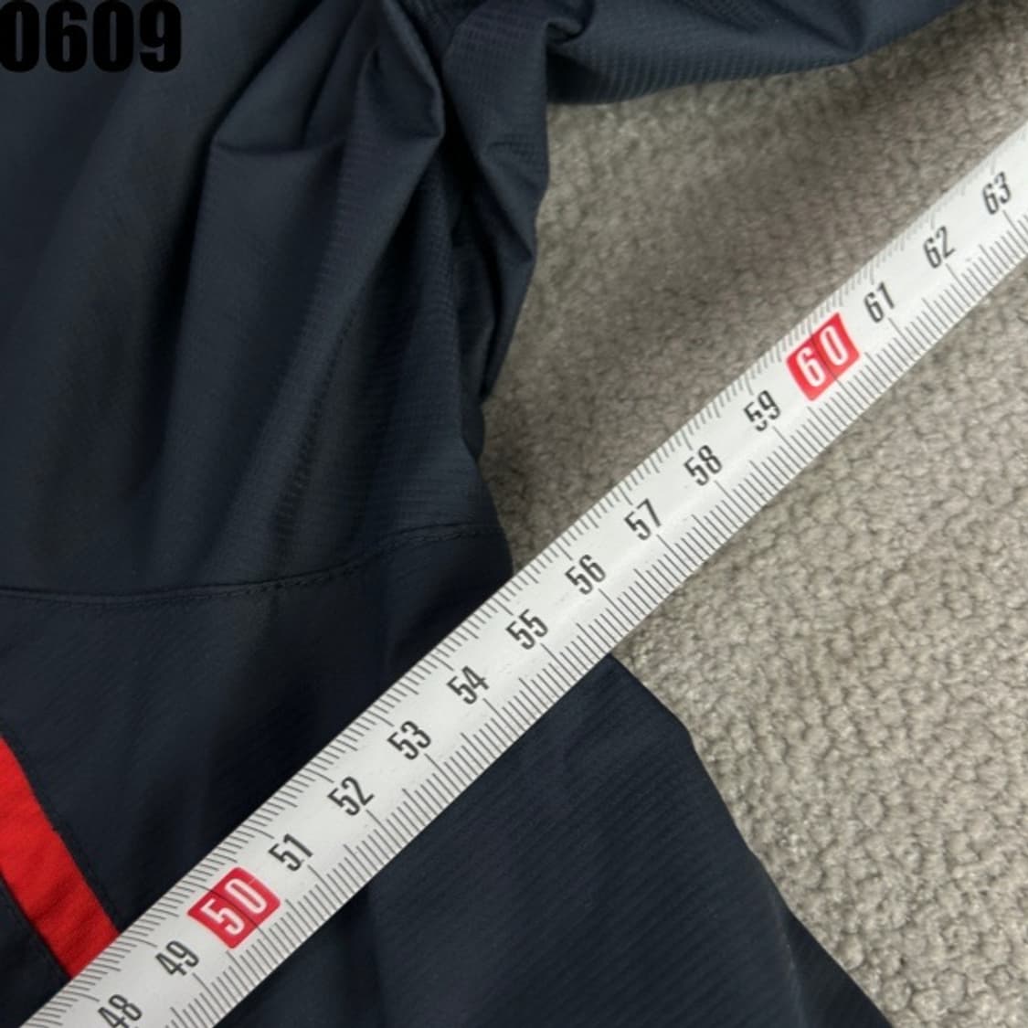 나이키 T90 바람막이  상품이미지4