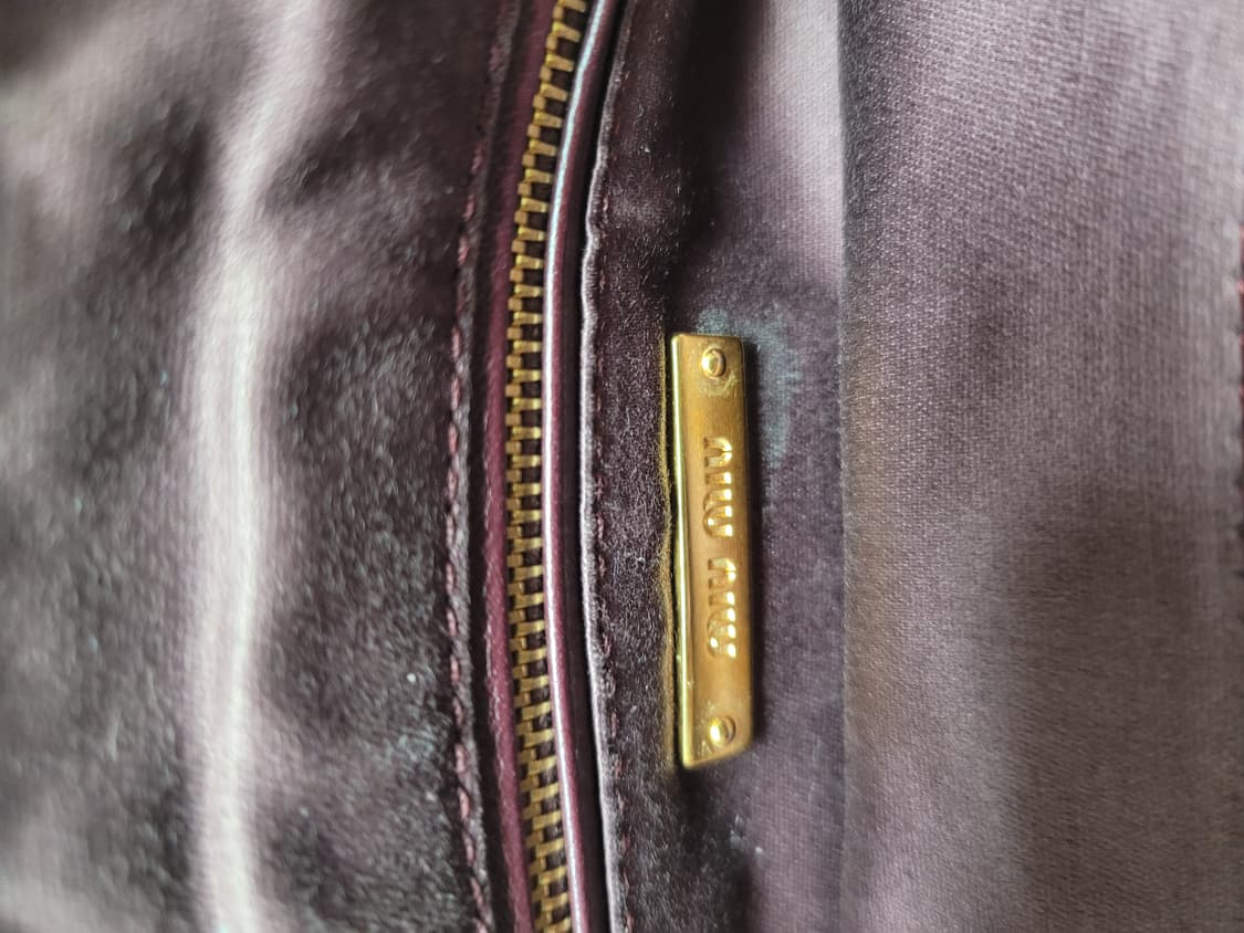 미우미우 스터드 클러치 상품이미지5