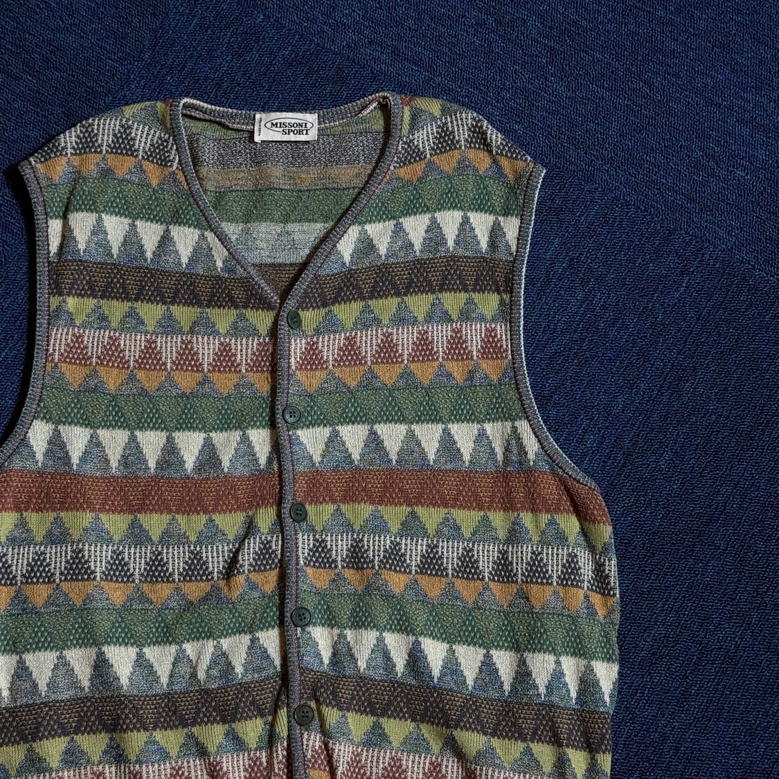 미쏘니 스포츠 패턴 니트 베스트 상품이미지2