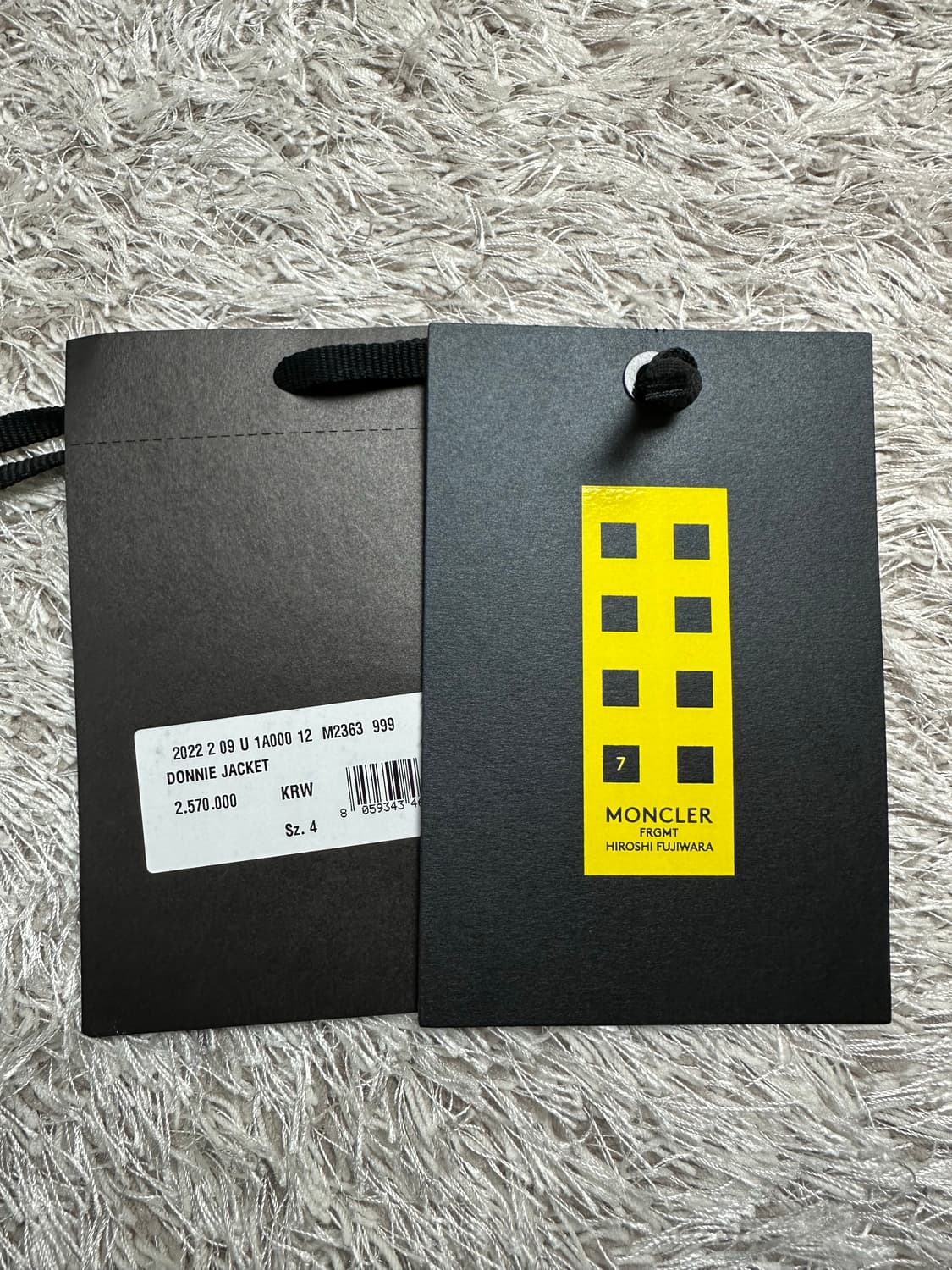 [4] 백화점판 정품 22FW 몽클레어 x 프라그먼트 도니 쇼트다운 패딩 상품이미지2