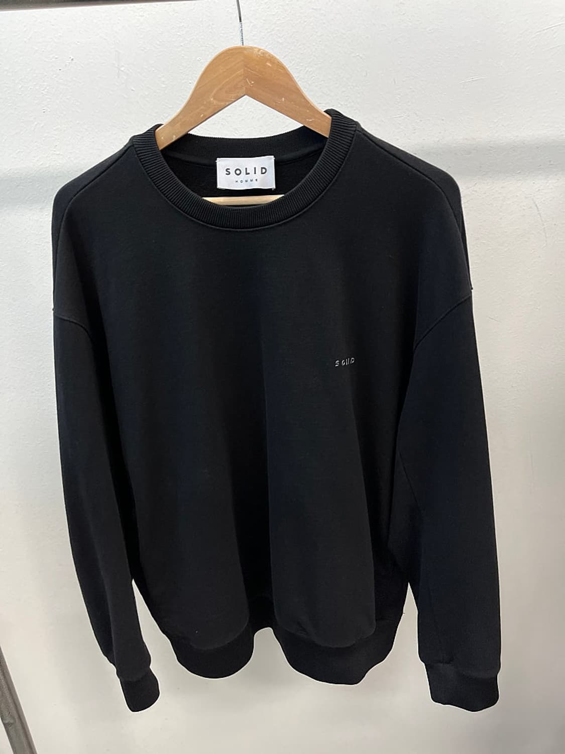 100) 솔리드옴므 백프린트 맨투맨  상품이미지1