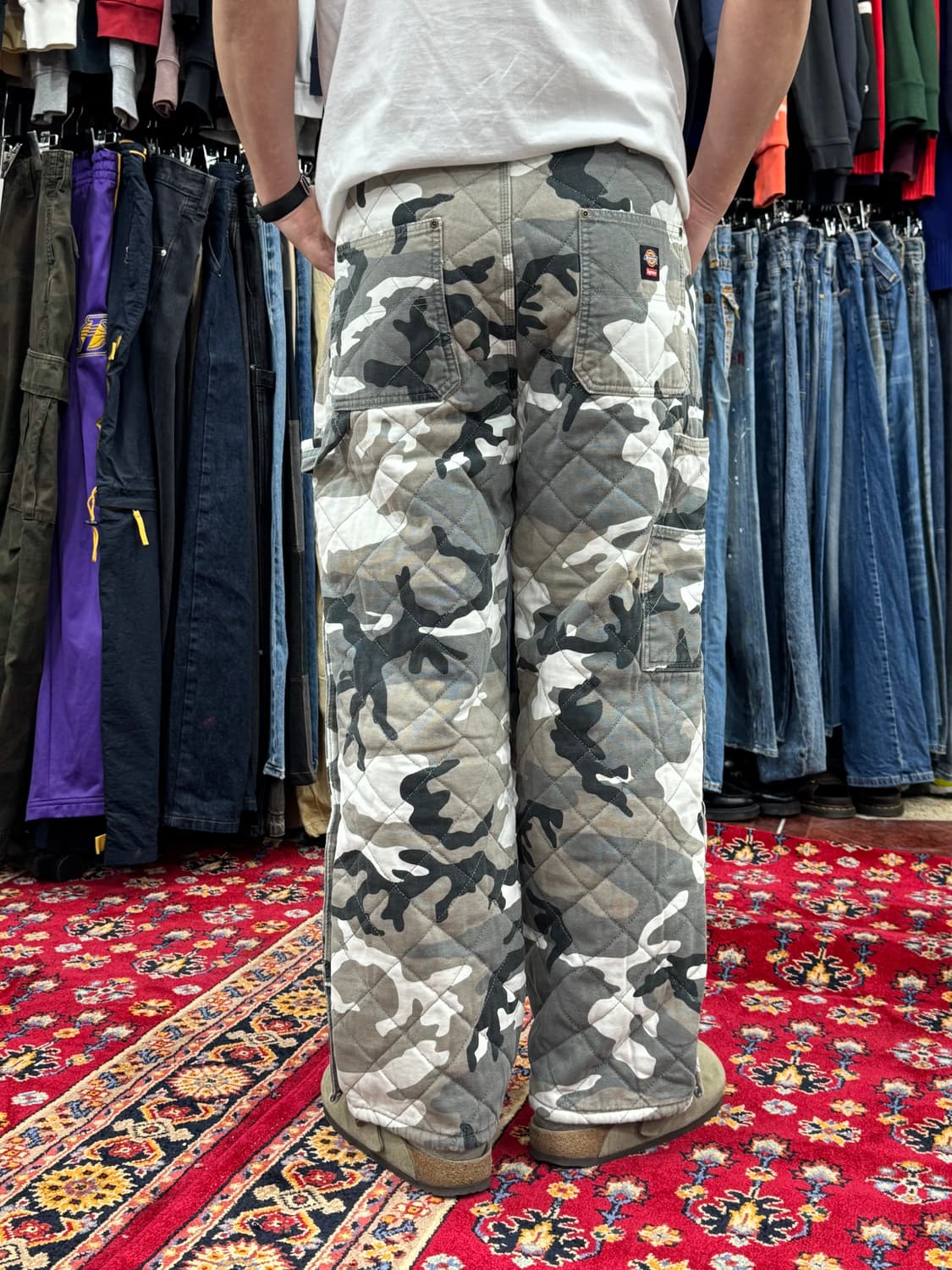 슈프림 X 디키즈 퀄티드 더블 니 페인터 팬츠 그레이 카모 - 21FW  상품이미지3