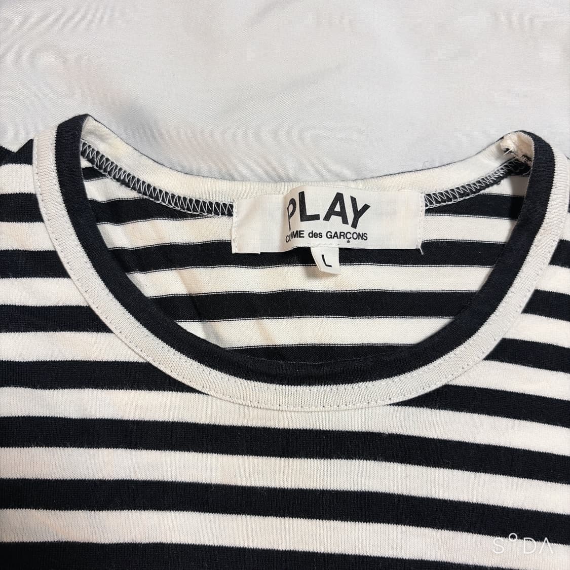 꼼데가르송 하트로고 스트라이프 긴팔티 상품이미지3