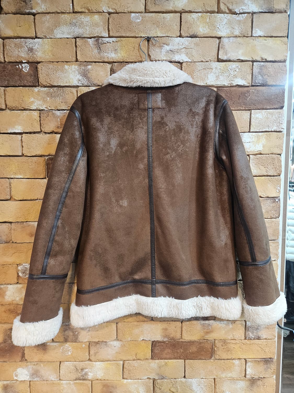 게스진스 무스탕자켓 상품이미지2