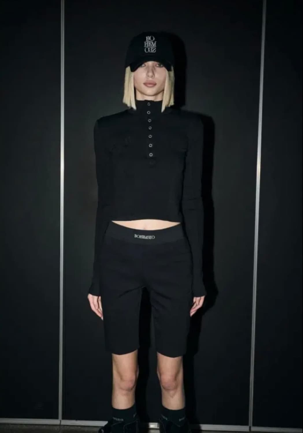 BOHEMIAN SEOUL 보헴서 하프넥 바이커 티셔츠 상품이미지1