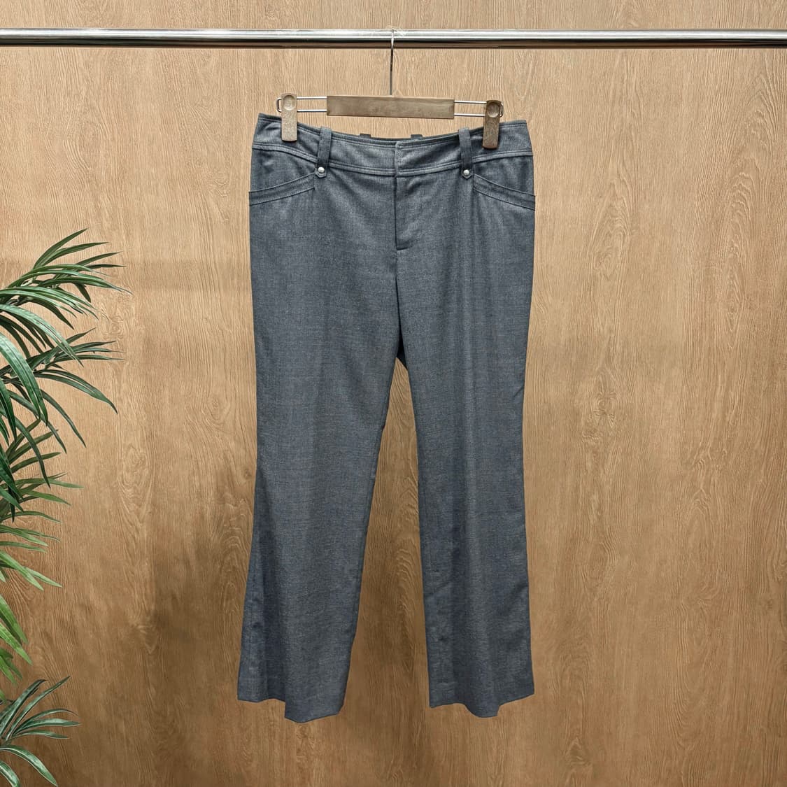 꾸레쥬 슬랙스 팬츠 지퍼 플라이 버튼 클로징 벨트 고리 디테일 딥그레이 상품이미지1