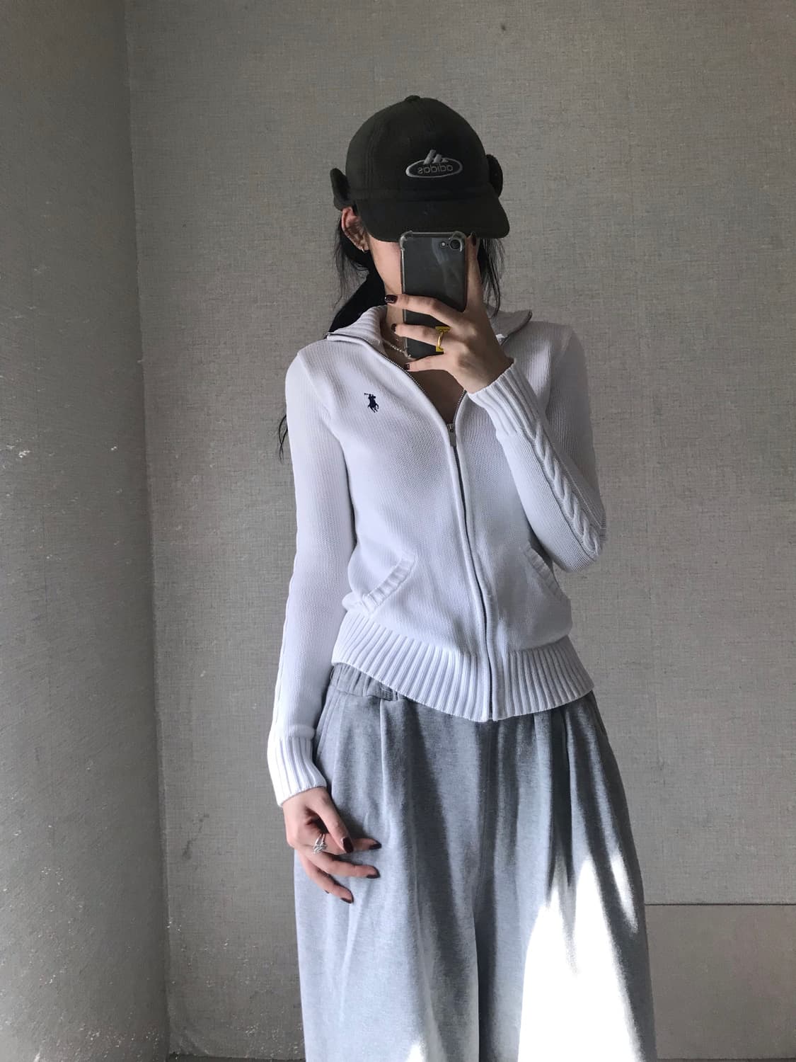 폴로 화이트 딱붙핏 니트집업 상품이미지5