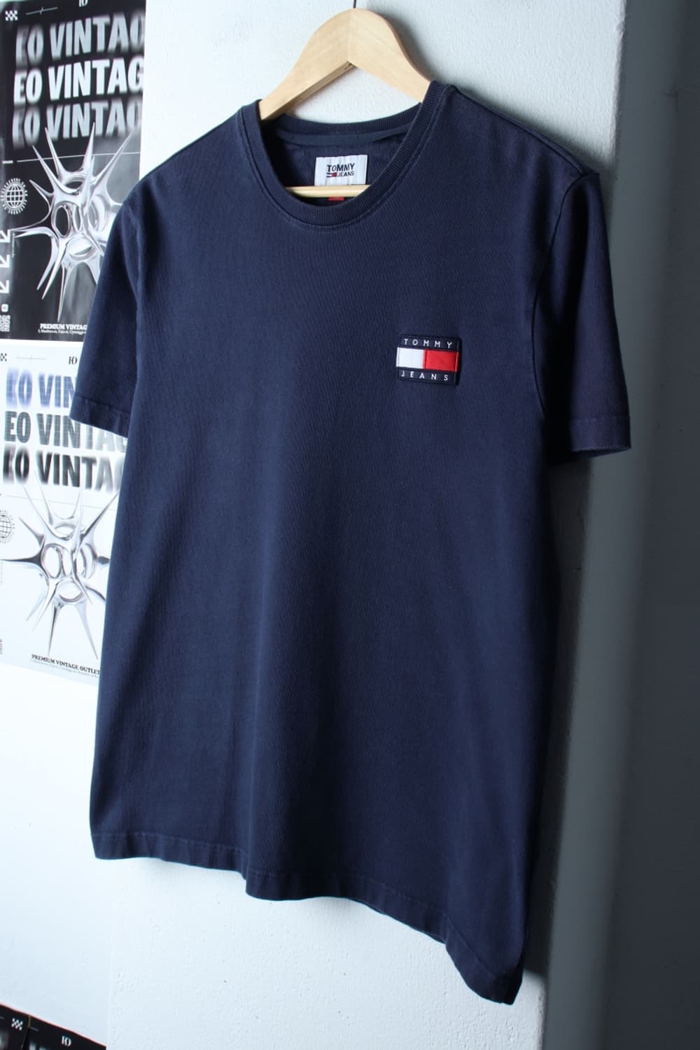(L-XL) 타미힐피거 반팔 티셔츠 에이징 스몰로고 네이비-7B62 상품이미지1