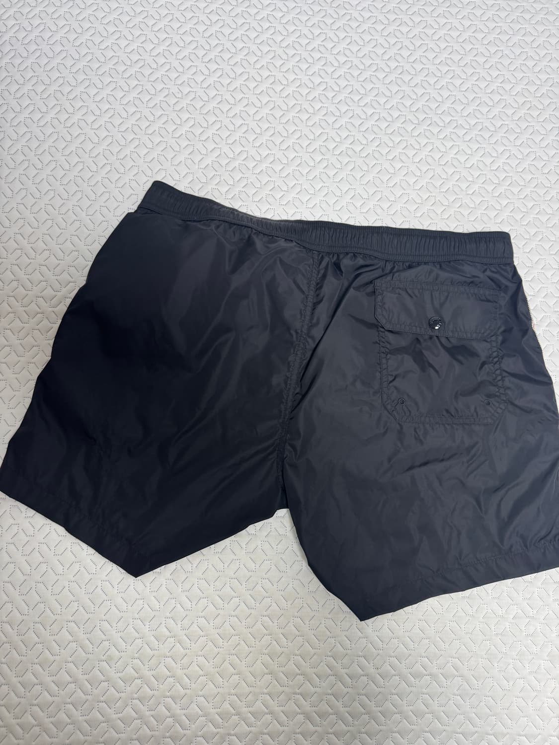 정품 몽클레어 반바지 스윔팬츠 상품이미지8