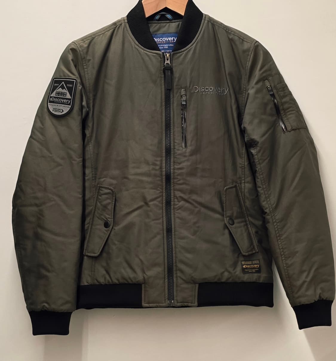 디스커버리 여성 항공점퍼.
싸이즈 95
 상품이미지1