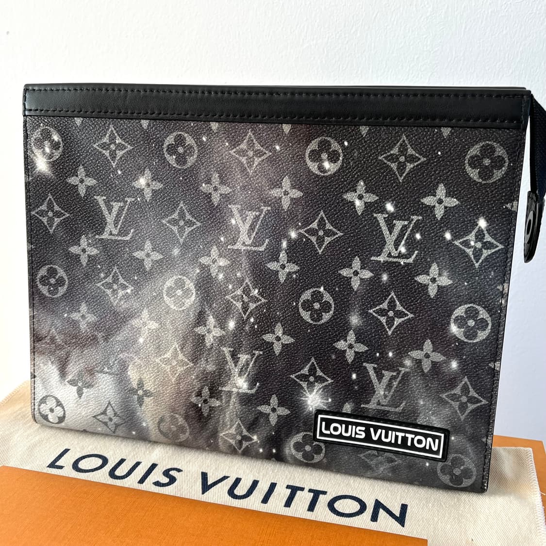[S급/한정판] 루이비통 갤럭시 포쉐트 보야주 클러치백 가방 M44448 상품이미지3