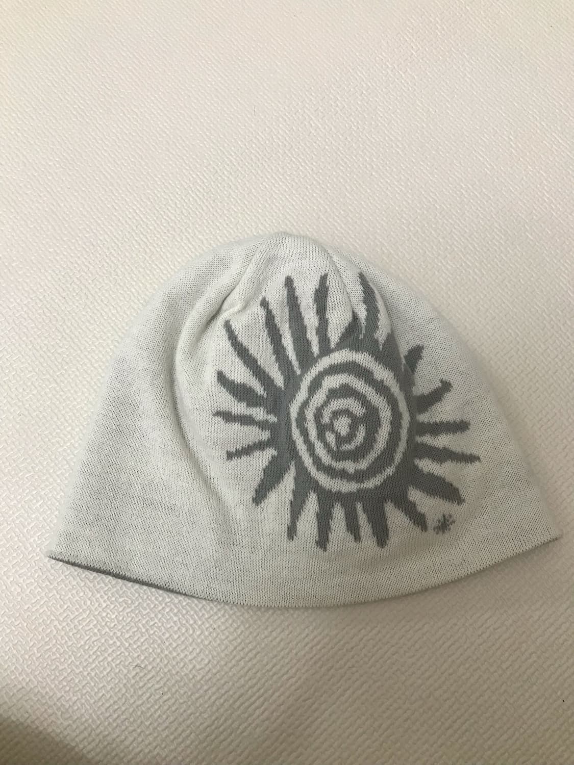 아캄 Sun Jacquard Beanie (White) 상품이미지2