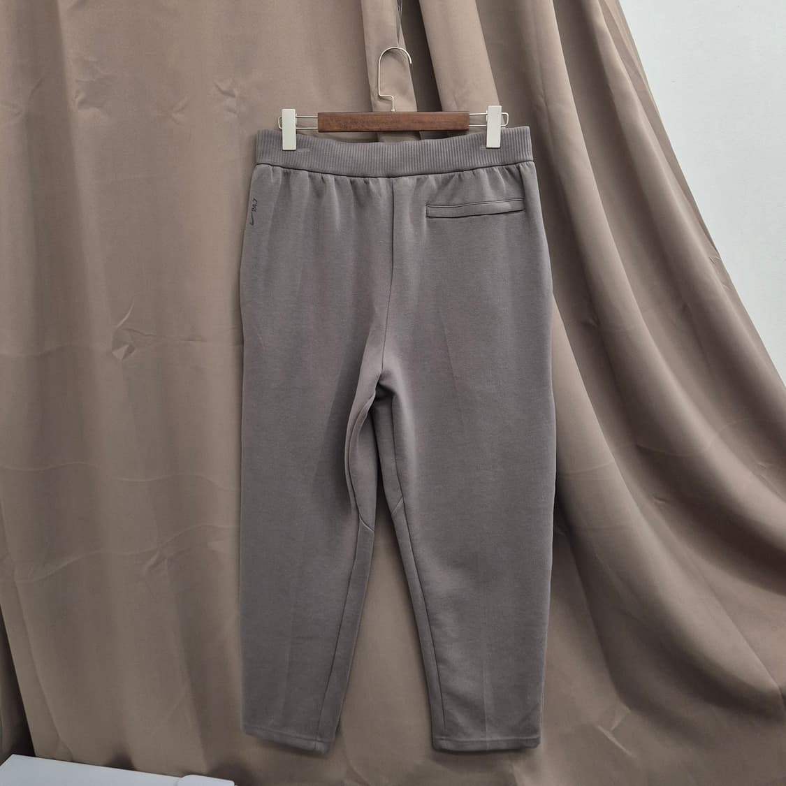 나이키 24.7 임파서블리 소프트 조거 팬츠 XL 상품이미지3