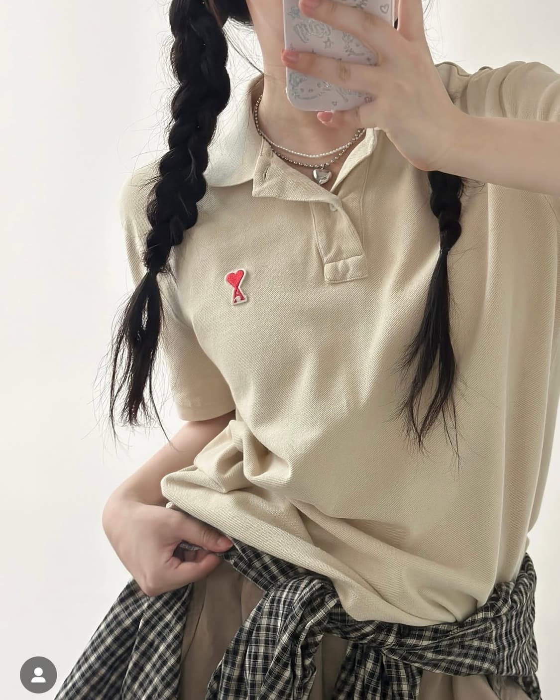 아미 베이지 하트로고 카라티  상품이미지7