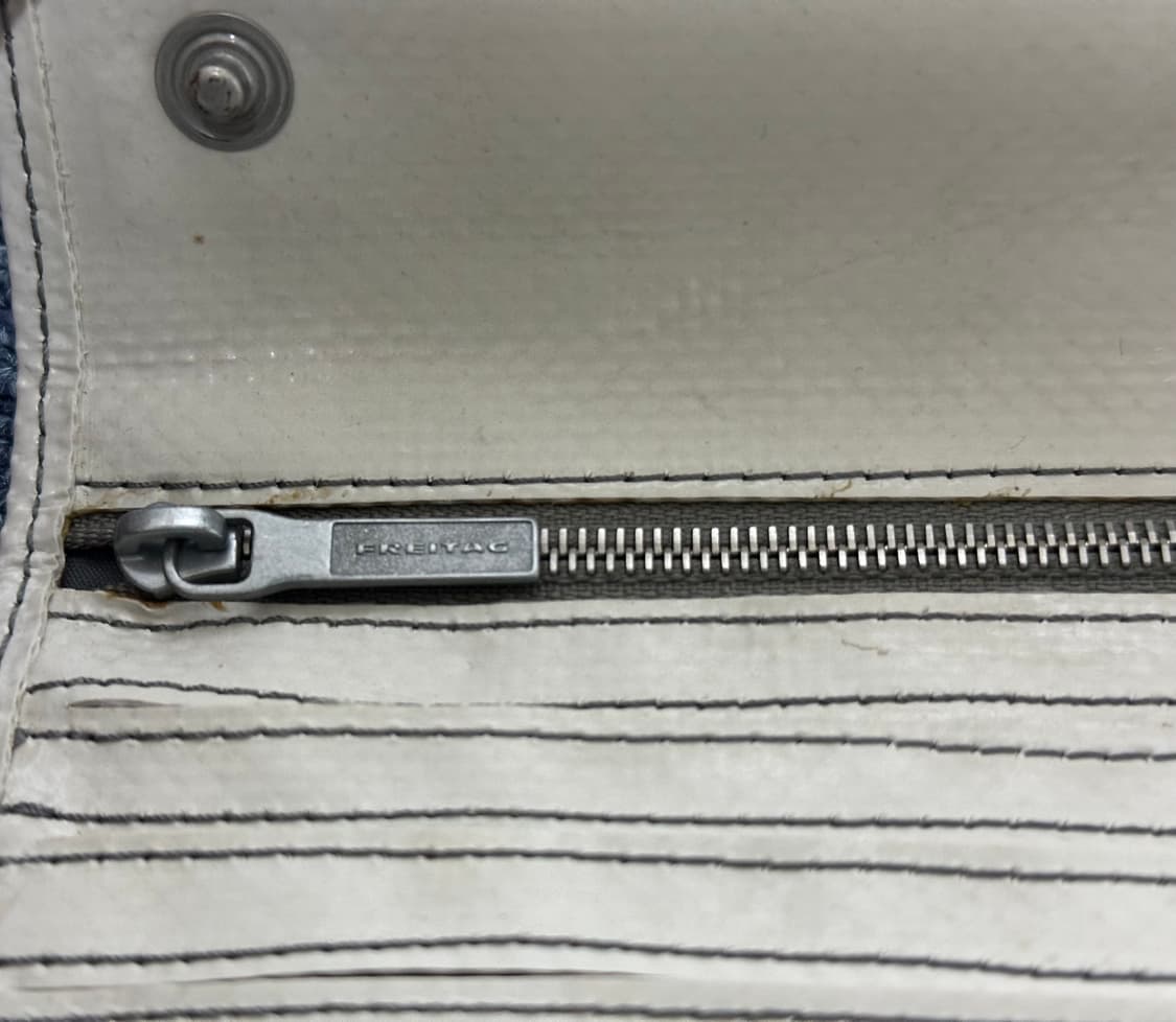 새상품 프라이탁 희귀 Freitag R304 Woodhull - 장지갑 상품이미지9