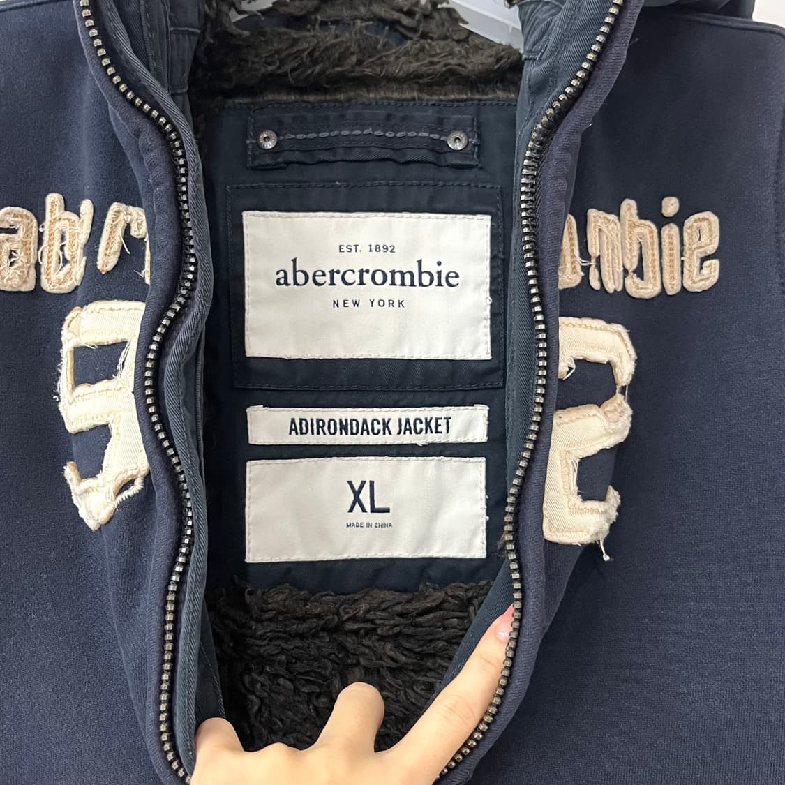 아베크롬비 브라운 양털안감 네이비 후드집업 상품이미지7