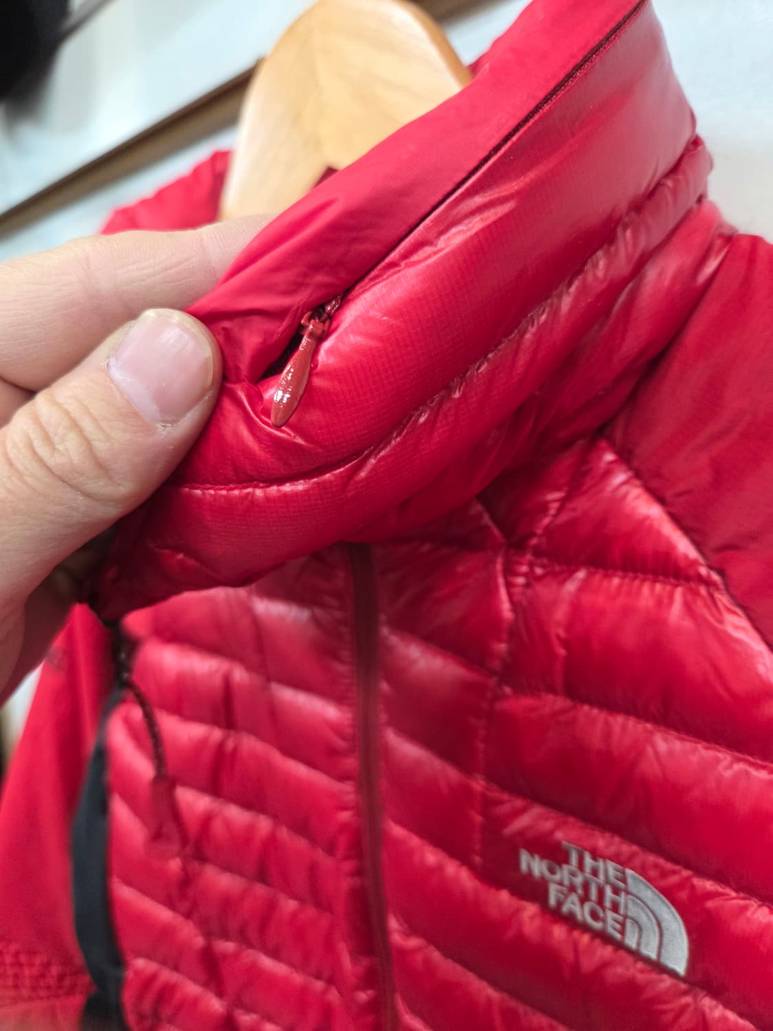 노스페이스 써밋시리즈 퍼텍스 구스다운 경량패딩 s 90 상품이미지6
