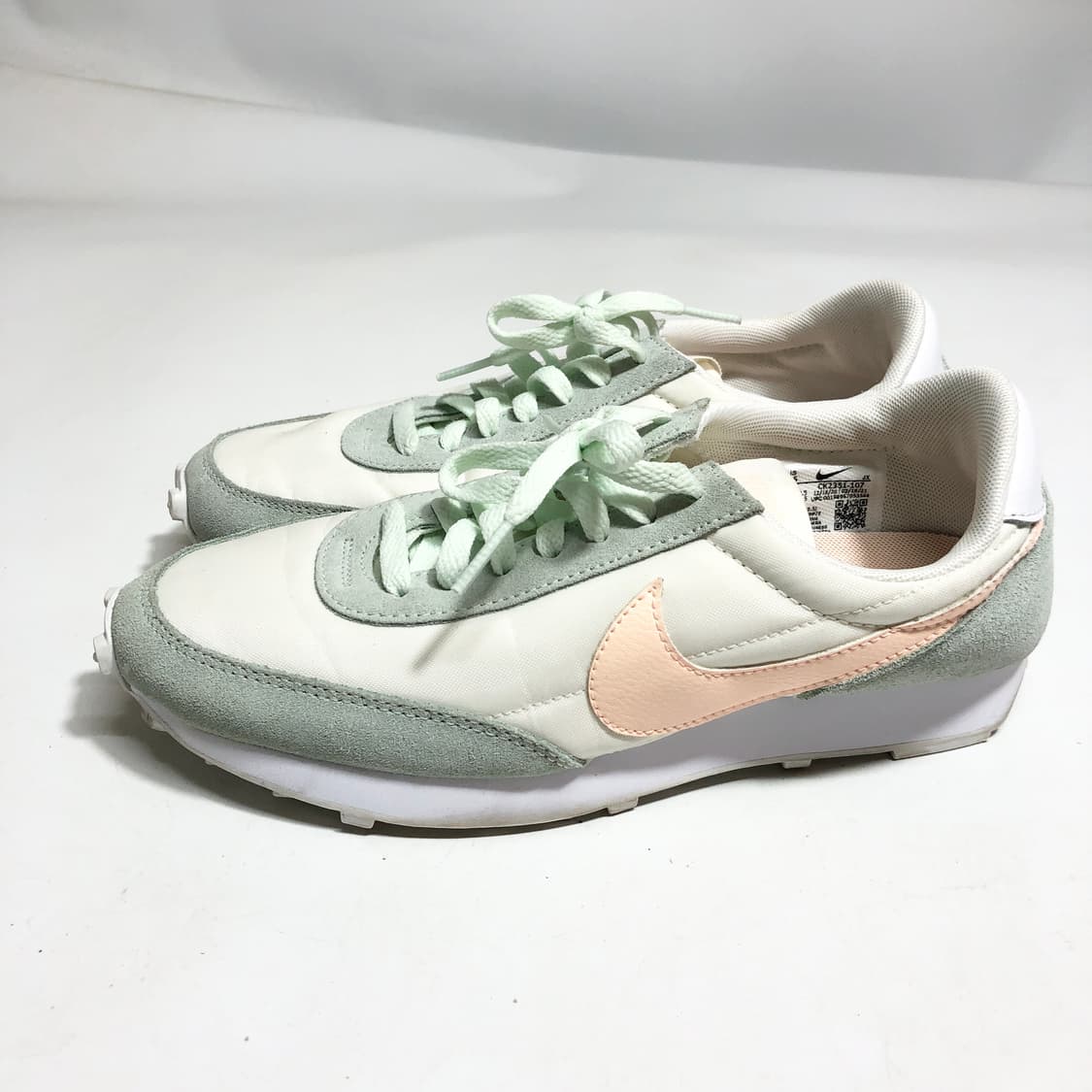 나이키 데이브레이크 스니커즈 245 상품이미지2